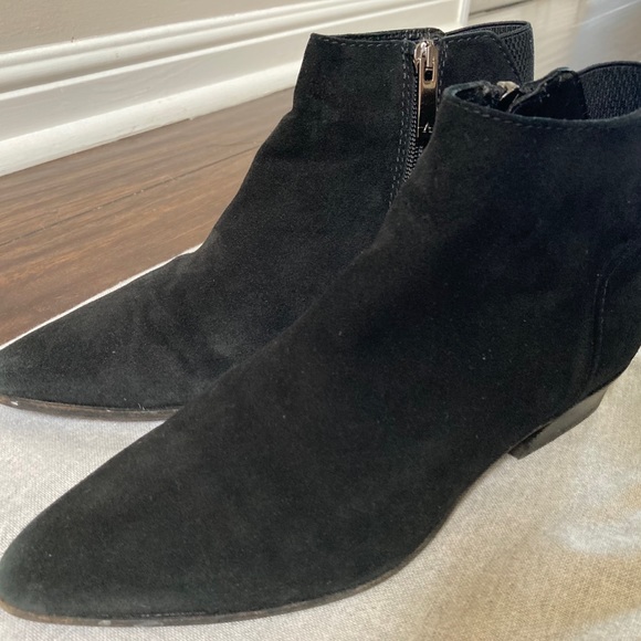 Aquatalia weatherproof suede ankle boots - Picture 6 of 8